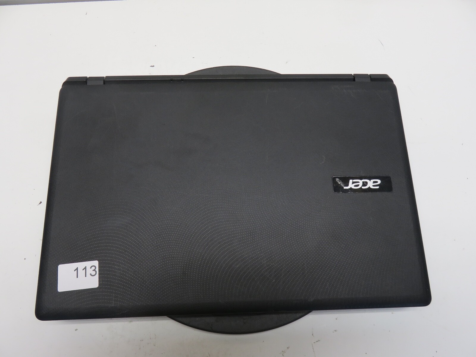 Acer ES 15 AMD Quad-Core Processor E2-6110 1.5GHz 4 GB NO HDD No Batt READ