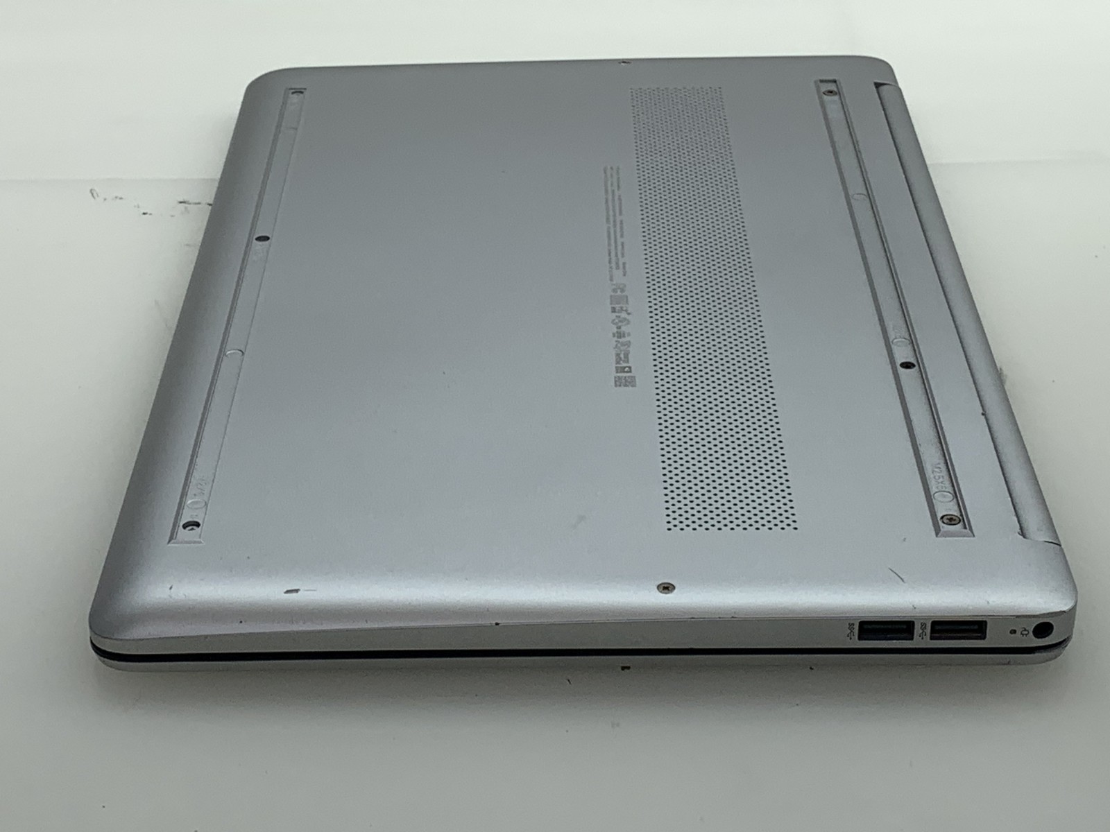 HP NOTEBOOK 15-dy1731MS i3-1005G1@1.2GHz 8GB RAM NO SSD/OS TOUCH WCHARGER *READ