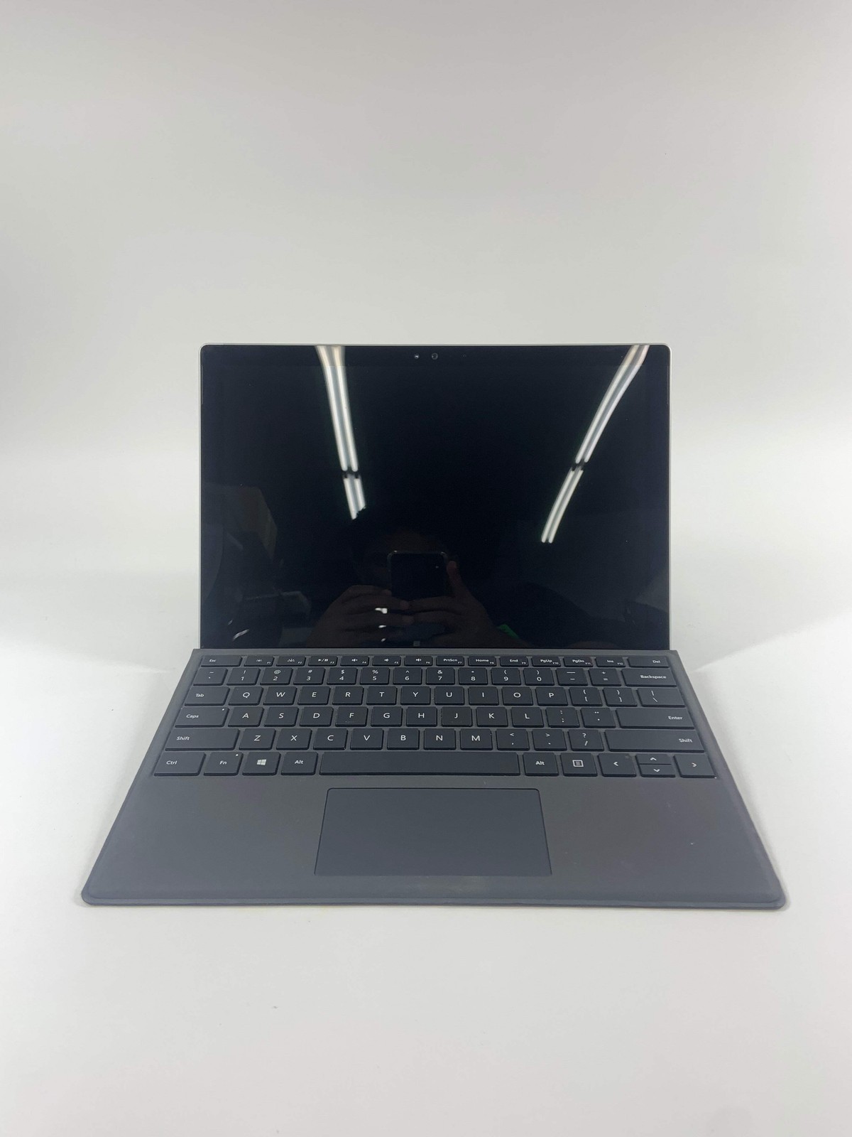 Microsoft Surface Pro 8 1724 13″ m3-6Y30 1.5GHz 4GB RAM 256GB SSD