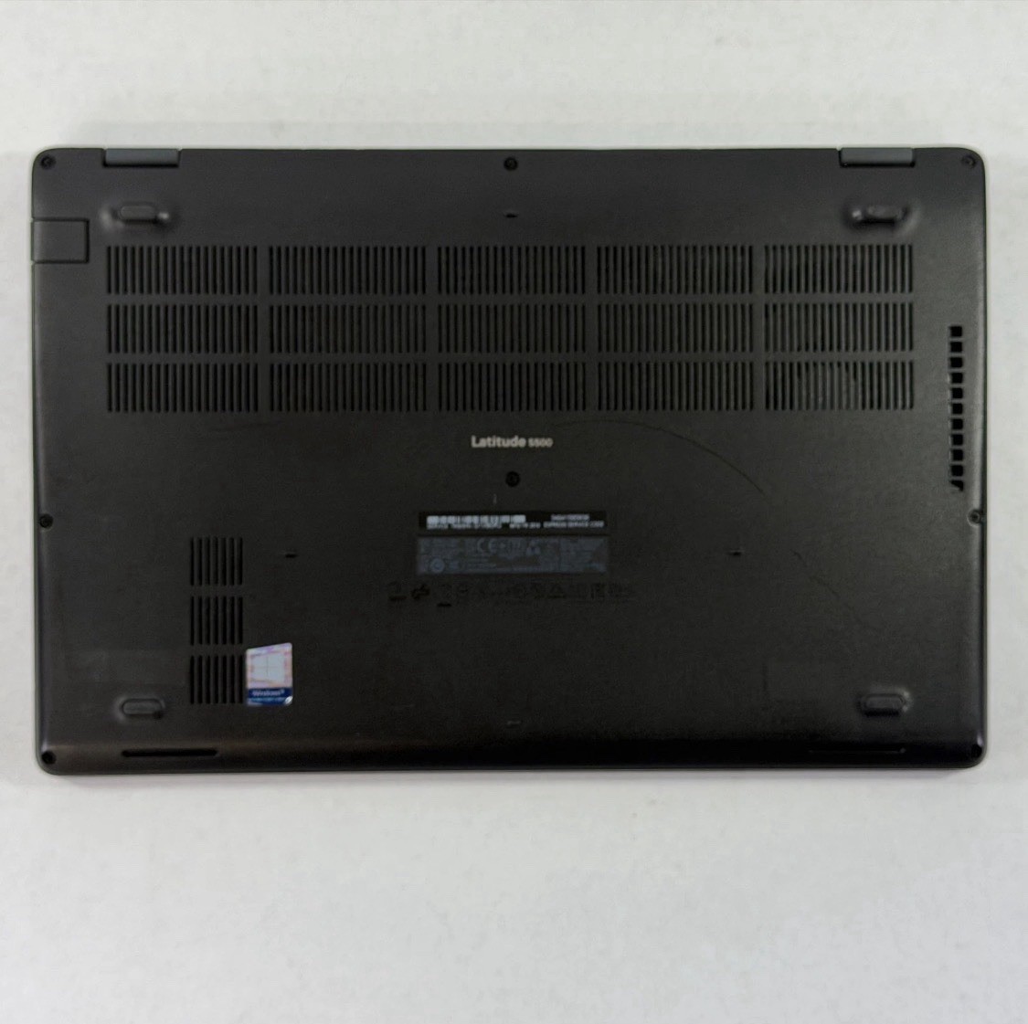 Dell Latitude 5500 15.6″ Laptop Intel Core i5-8265U 16GB RAM 256GB NVMe Win11P