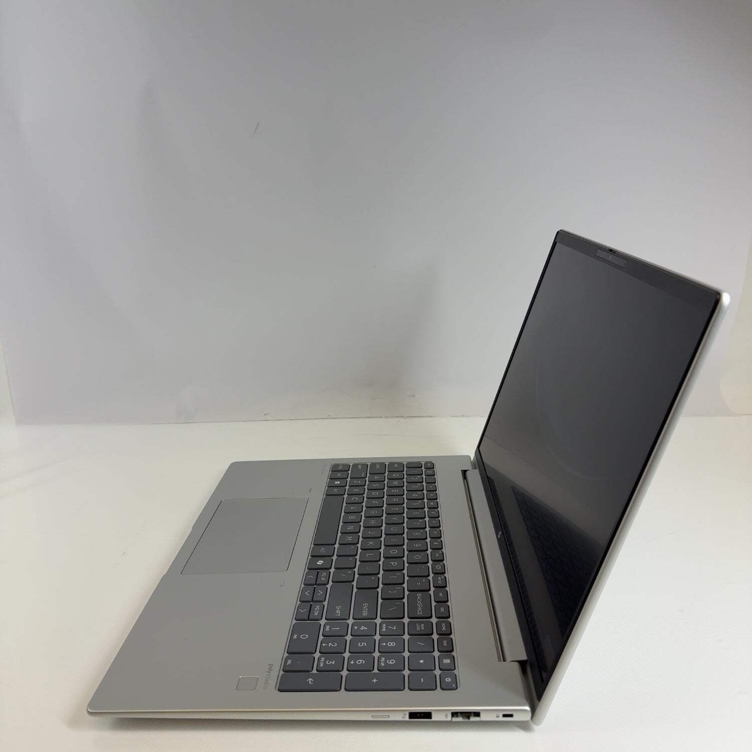 HP ProBook 465 G11 A1RM8UT#ABA 16″ Ryzen 7 7735U 2.7GHz 16GB RAM 512GB SSD