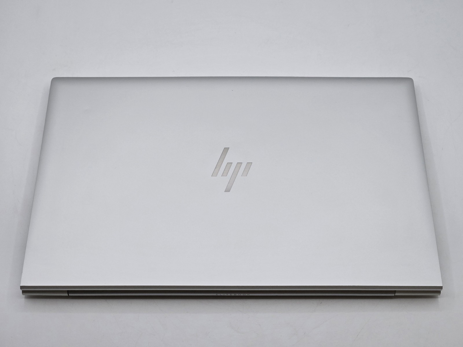 HP EliteBook 855 G8 15″ FHD Touch RYZEN 7 PRO 5850U 512GB 16GB W11P AMD Backlit