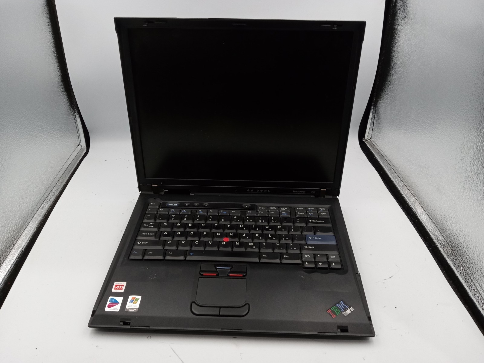 Lenovo IBM ThinkPad R52 15″ Laptop Intel Pentium CPU – POWERS ON – FAN ERROR -RR