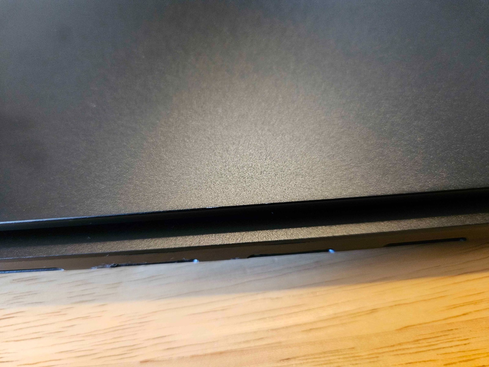 ASUS S5406SA-WH79 Vivobook S 14 14″ WUXGA Ultra 7 258V 2.2GHz Intel Arc Graphics