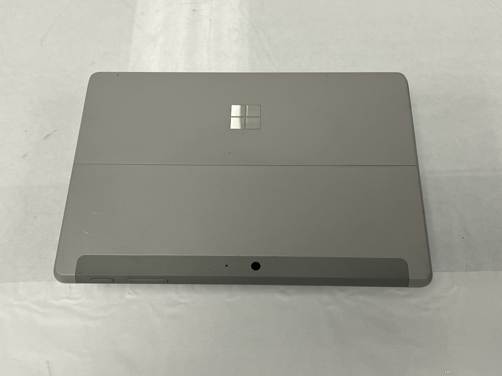 Microsoft 1926 Surface Go 2 10.5″ Pentium 4425Y 1.70Ghz 4GB Ram 64GB FOR PARTS