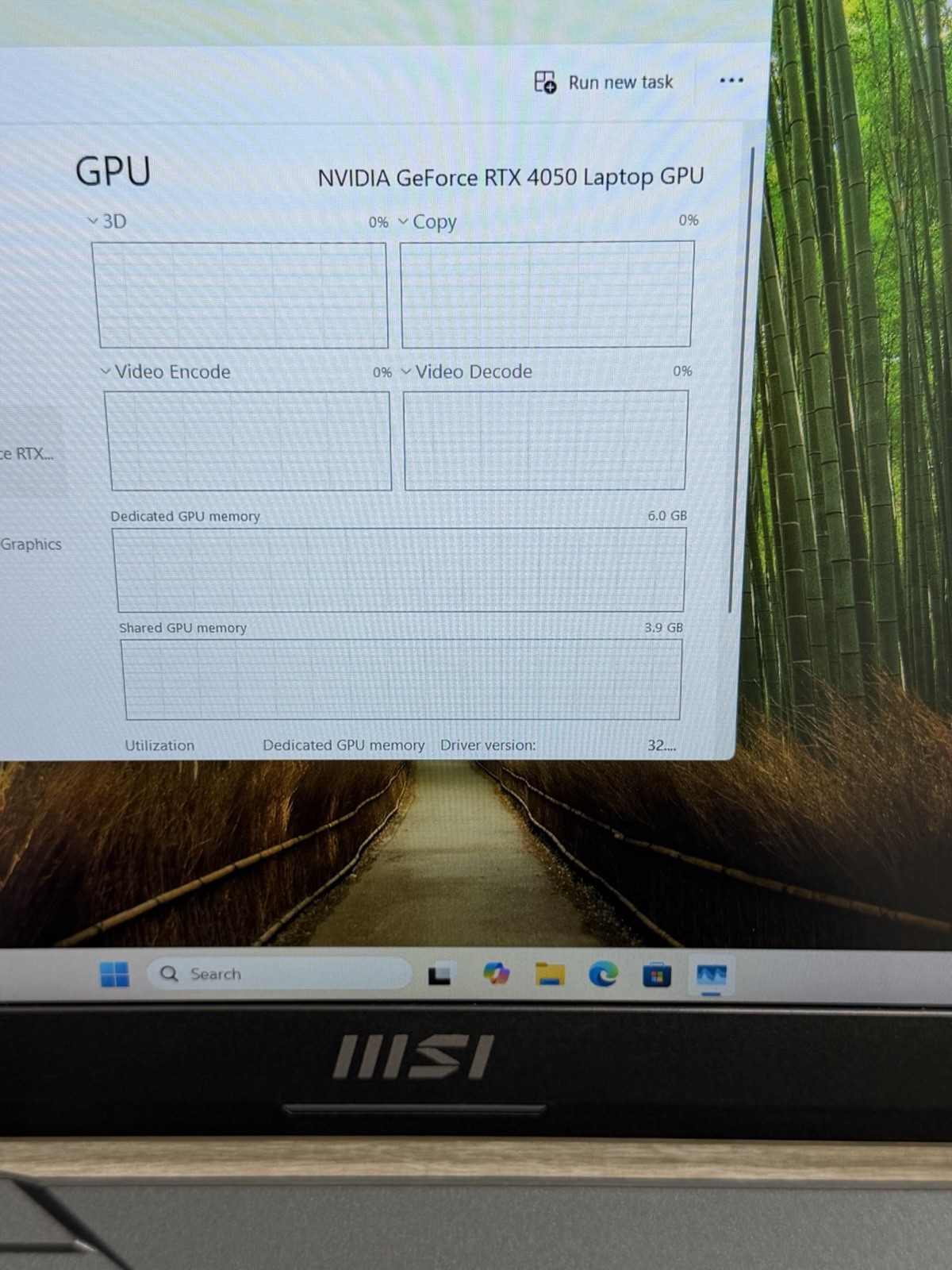 CYBORG 15 A13V 15.6″ Core i7-13620H GeForce RTX 4050 512GB NVMe 8GB RAM Win-11