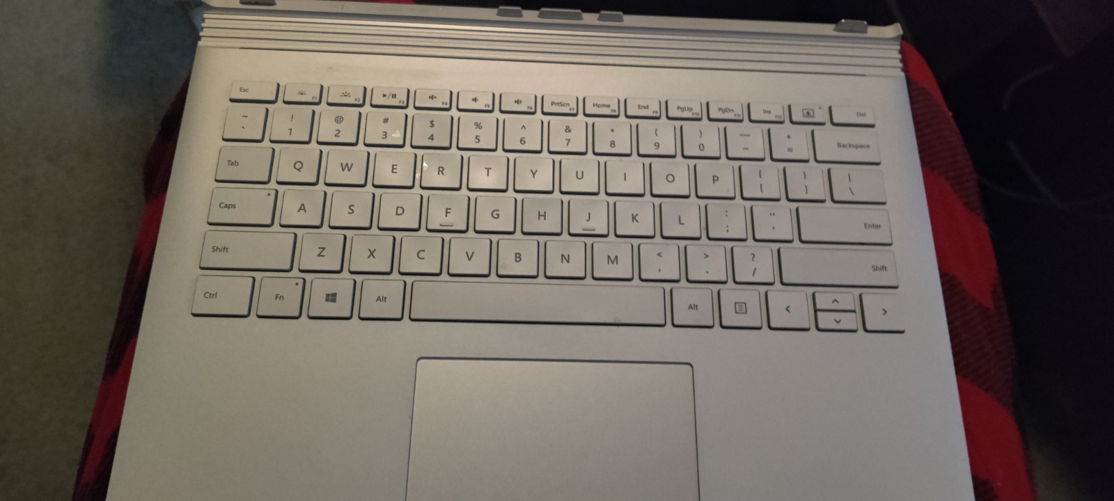 Microsoft Surface Book 1 13.5″ 1705 NVidia GPU Keyboard Base Only Battery # 269