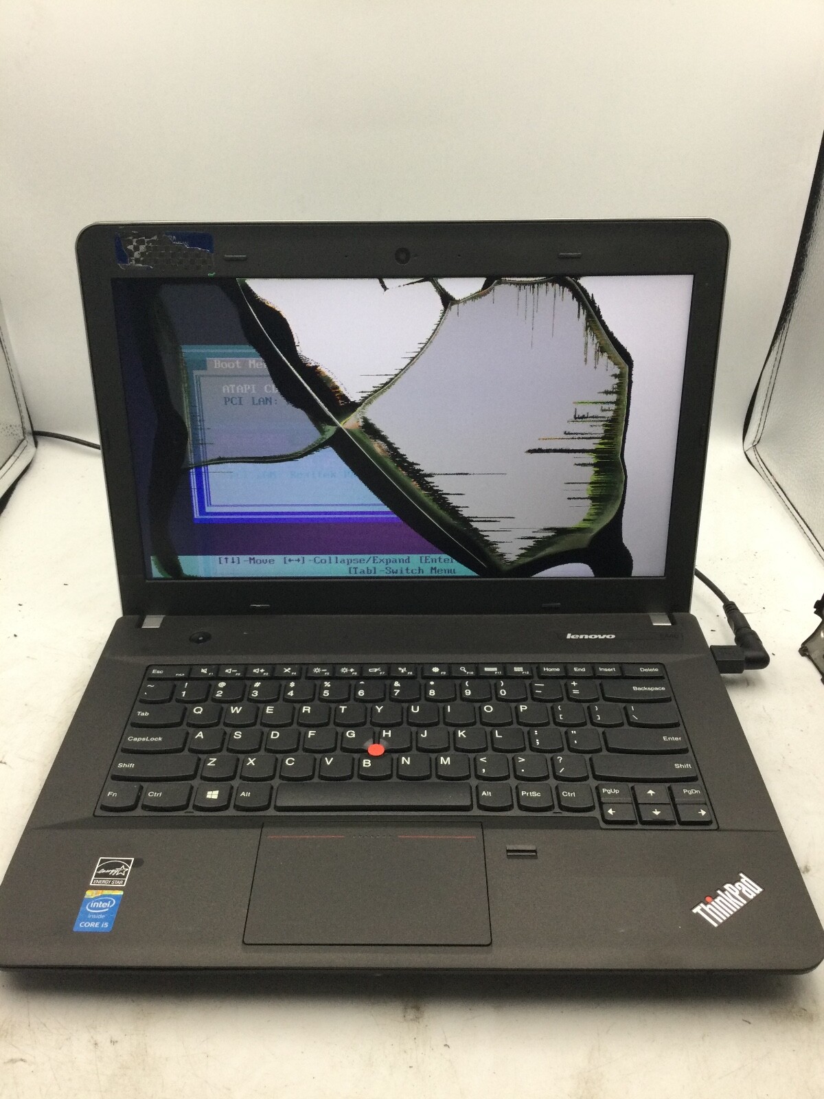 LENOVO THINKPAD E440 – FOR PARTS – INTEL CORE I5 – BROKEN LCD – NO RAM -READ- BB