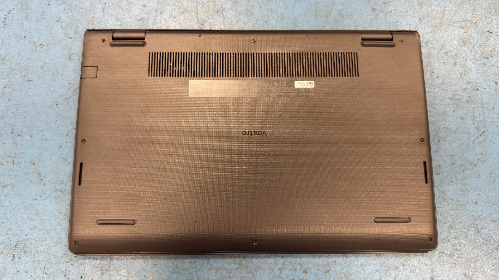 Dell Vostro 3520 J5TTPZ3 (Grade B)