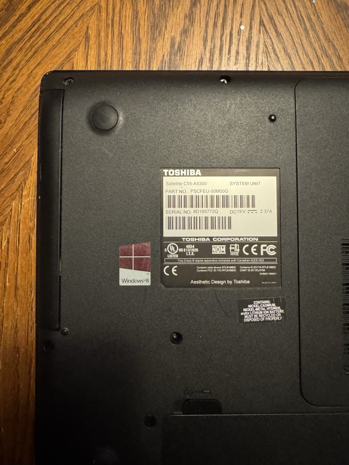 Toshiba Satellite C55-A5300 Laptop Intel Celeron 1037U 4GB Ram 120gb W/charger