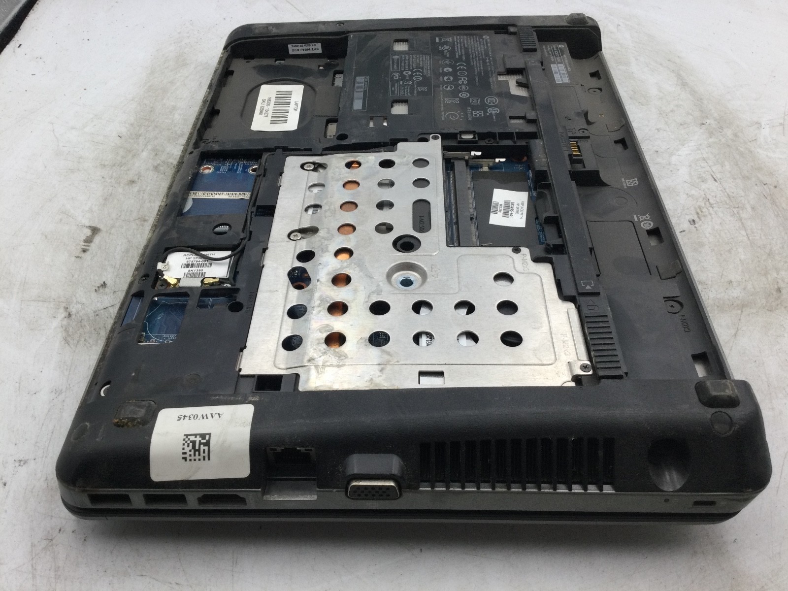 HP PROBOOK 4440S – FOR PARTS – INTEL I5 3RD GEN – NO RAM – READ DESCRIPTION-BB