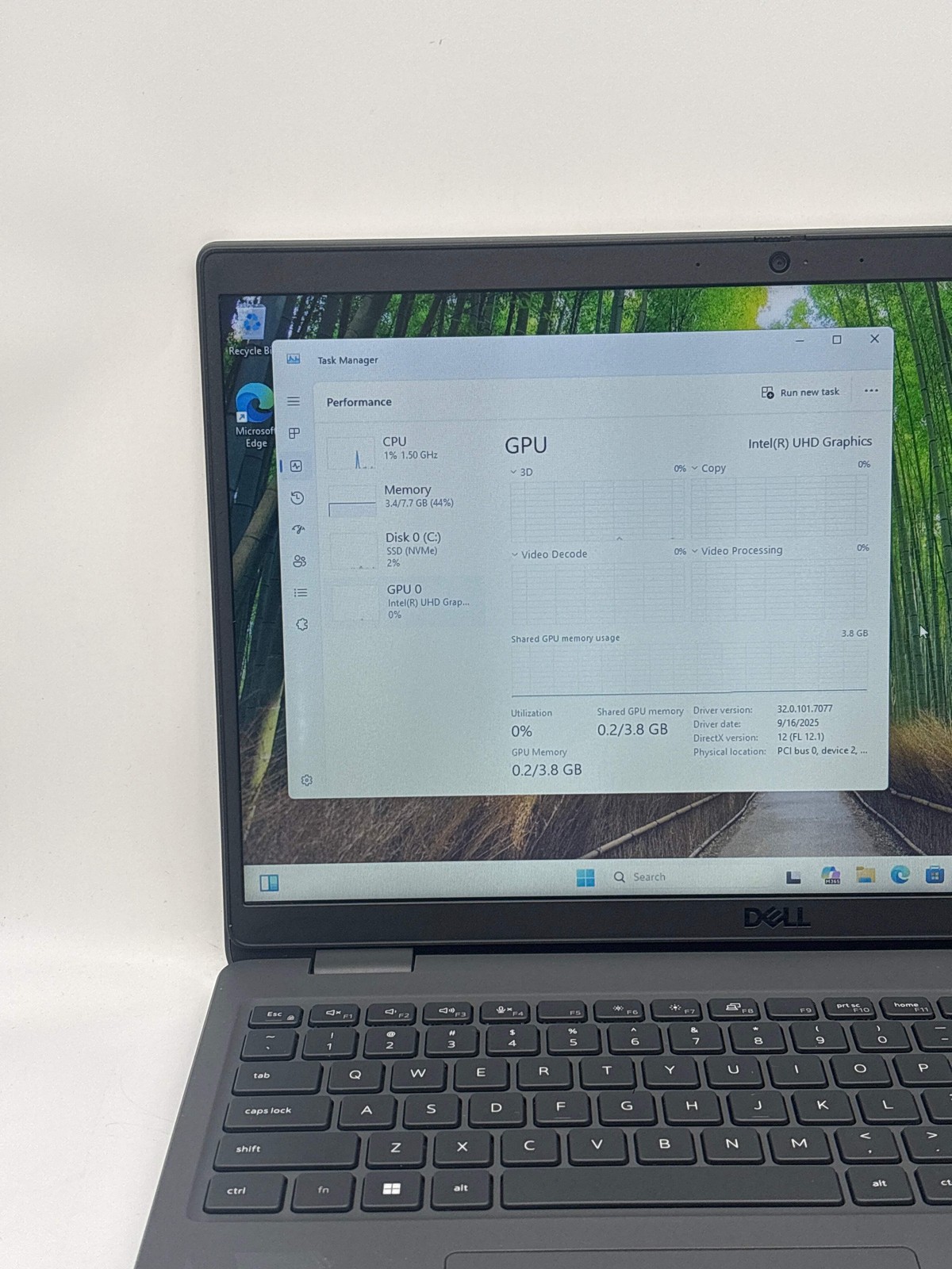 Dell Latitude 3540 15.6″ Intel Core i5-1335U 8GB RAM 256GB SSD Black – Used