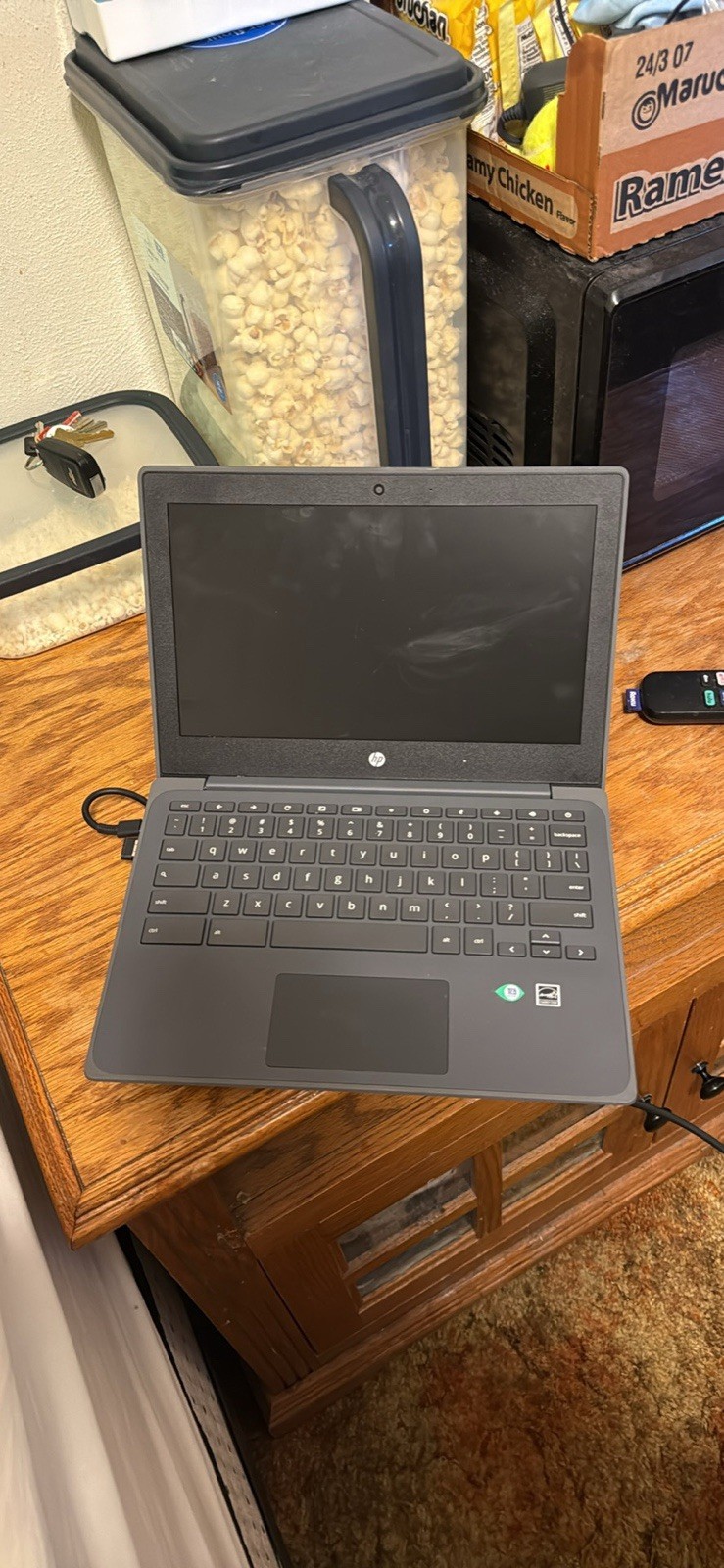 Dell Latitude 3190 2-in-1 Laptop Intel Core i7 16GB RAM 11″ SSD USB-C HDMI