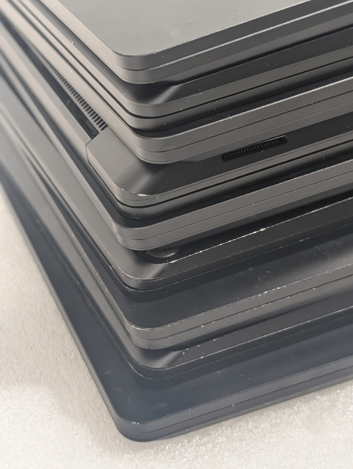 Lot 32x Microsoft Surface Laptop 3 4 Go 1943 1958 1951 Pro 7 1960