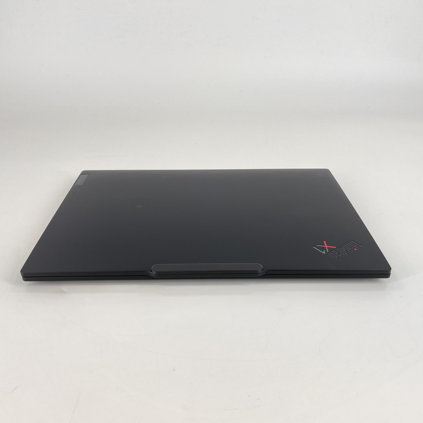 Lenovo ThinkPad X1 Carbon Gen 13 14 FHD+ TOUCH 2.0 GHz Ultra 7 255U 32GB 1TB SSD
