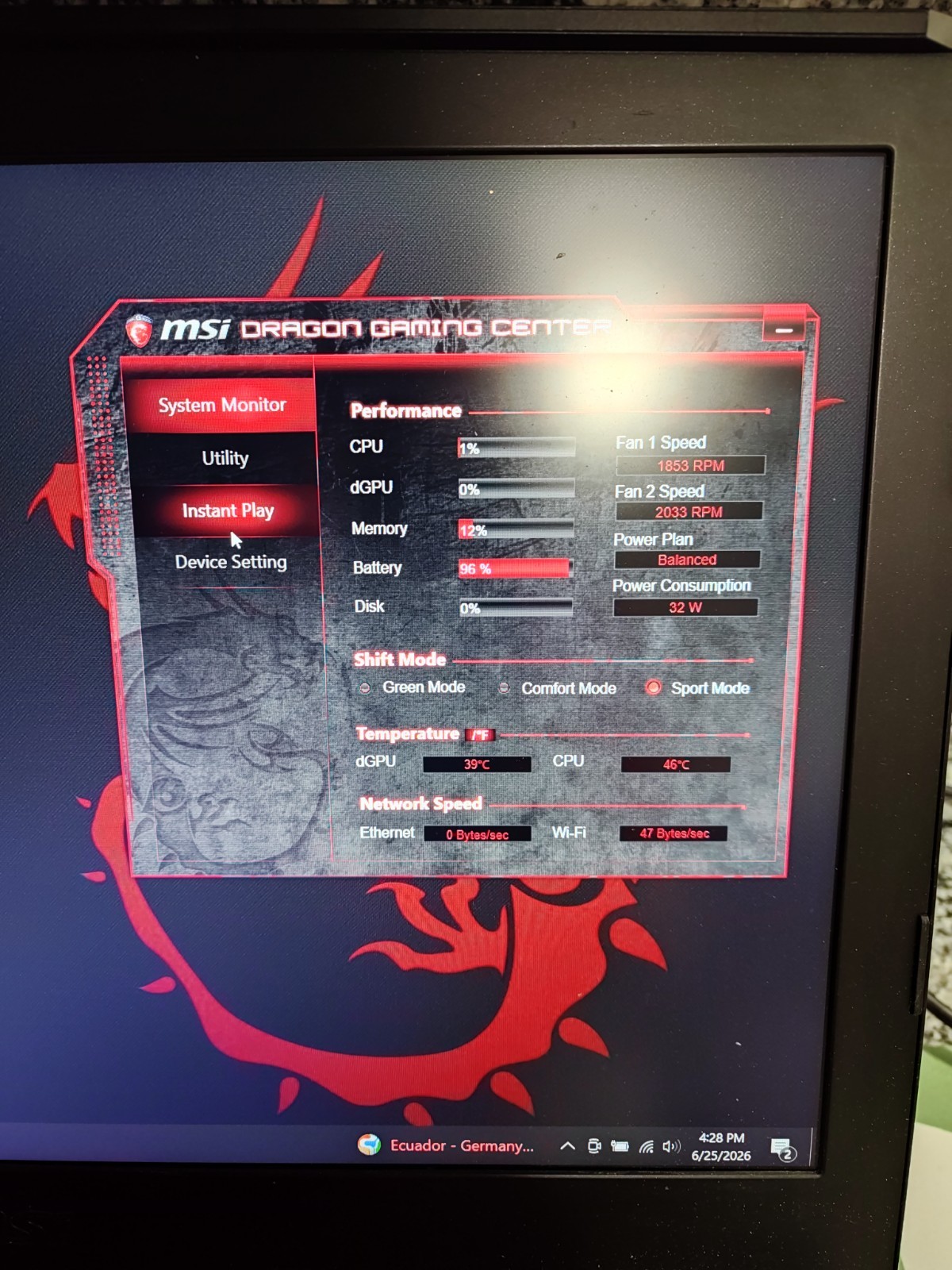 MSI GT80 2QE Titan Gaming Laptop | Dual GTX 980M | Cherry MX Mechanical Keyboard