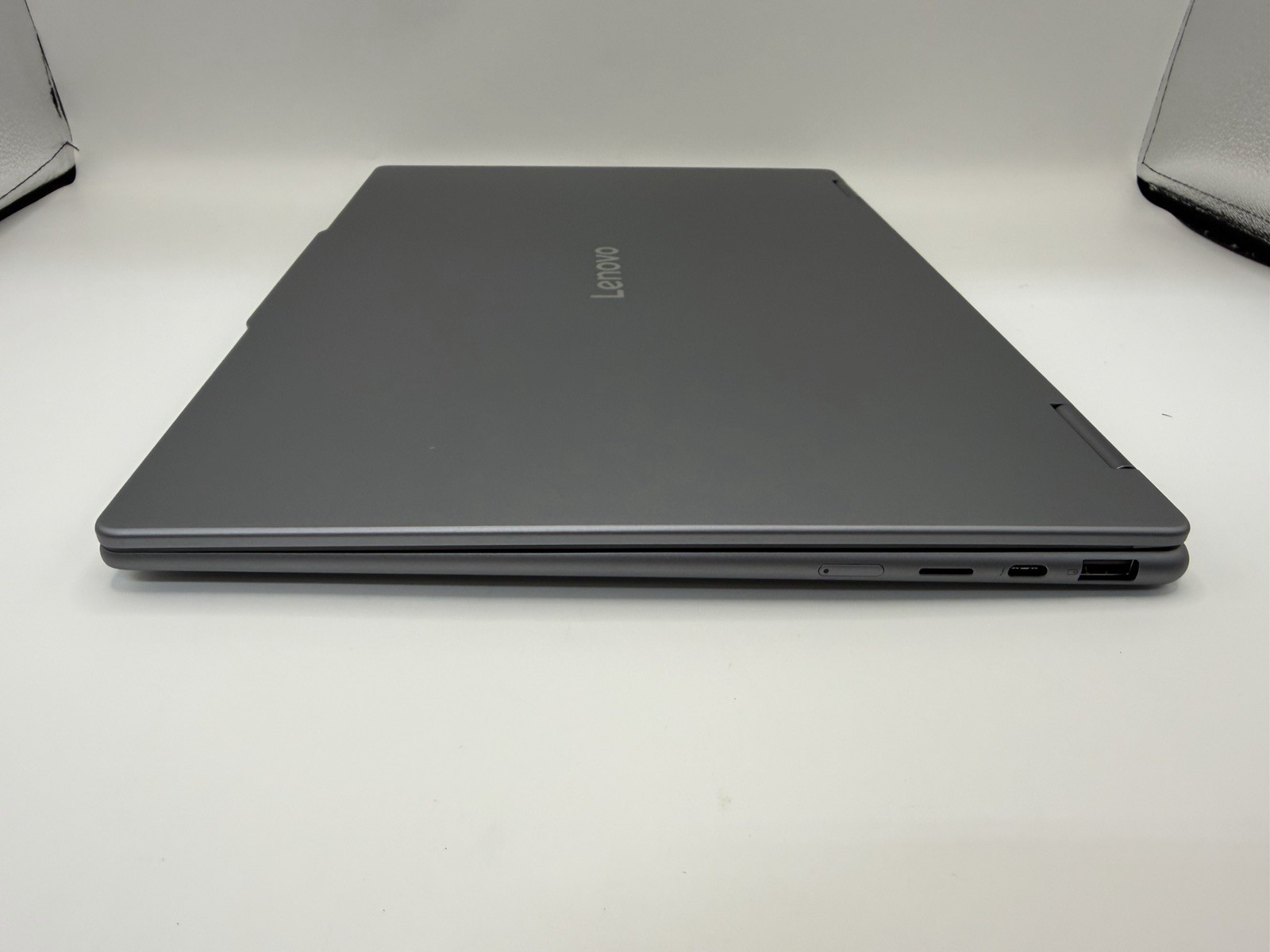 Lenovo Yoga 7 2-in-1 16ILL10 16″ Ultra 5 226V 16GB DDR5 512GB SSD Windows 11H