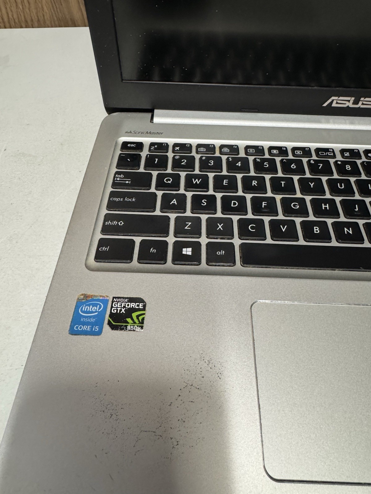 ASUS K501L i5-5200U 8GB GTX 950M | Blue Screen | Bad HDD | For Parts