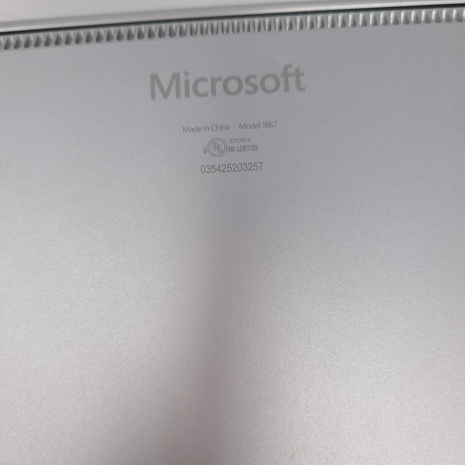 Microsoft Surface Laptop 3 1867 13.5″ i5-1035G7 1.2GHz 8GB RAM 128GB SSD