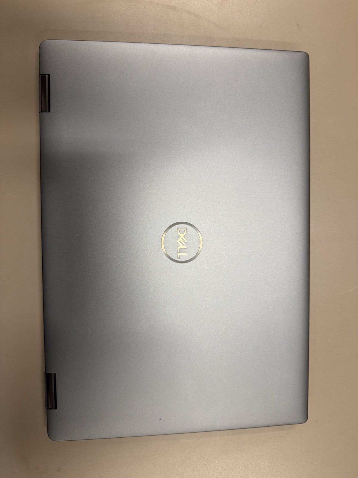 Dell Latitude 9330 13.3″ i5-1240U 16GB DDR5 256GB SSD Windows 11 Home
