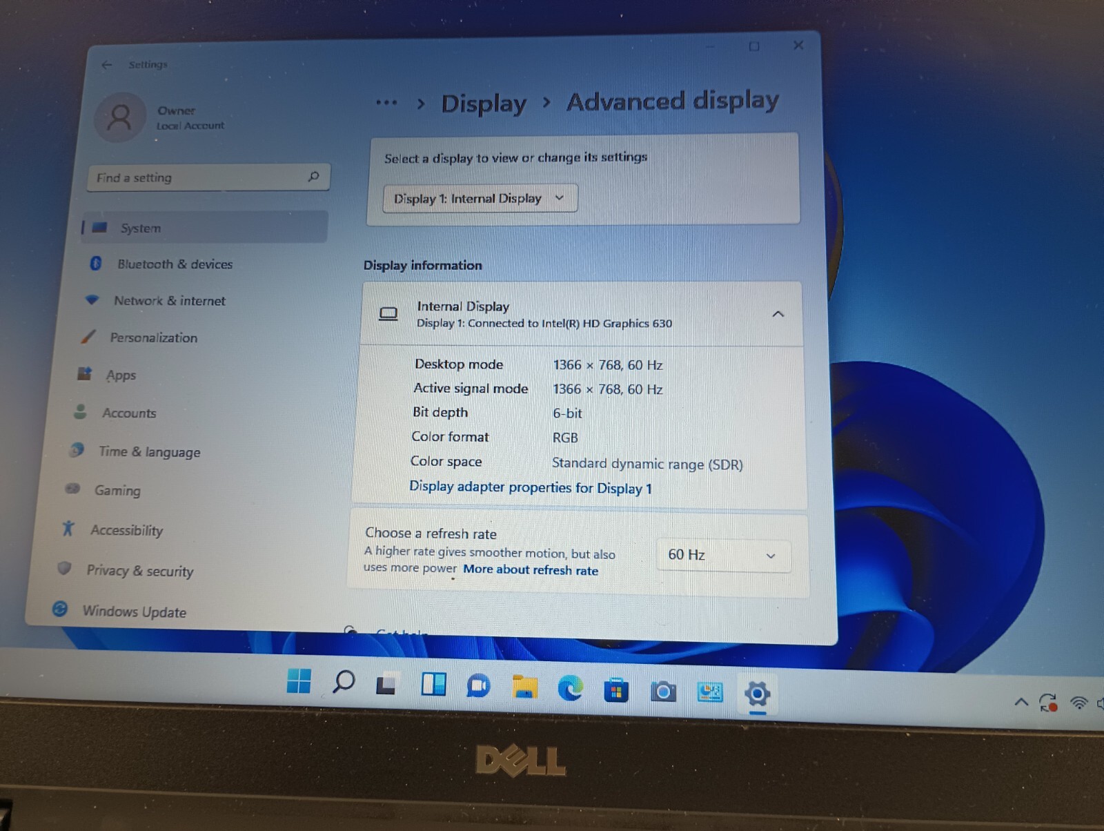 12111 Precision3520 w/charger.i7 7th gen(4cores)8GB.512GB SSD.Hybrid.15.6″W11