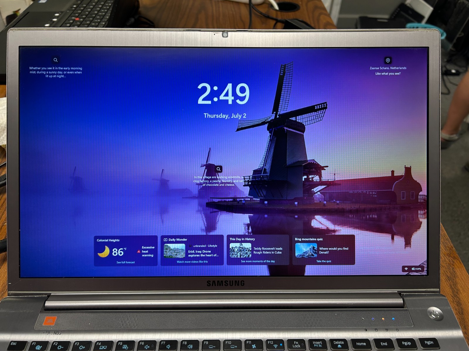 Samsung 700Z 17.3″ i7 Laptop 8GB 128GB SSD Win 11 Pro Office 2021 2GB GRAPHICS