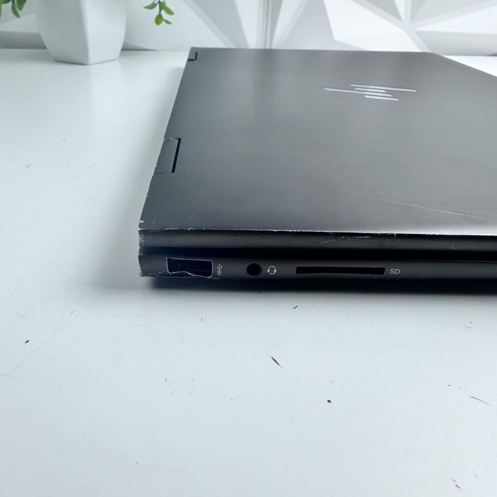 HP Envy x360 2-in-1 15-ey0013dx 15.6″ Touch, Ryzen 5 5625U, 8GB, 256GB *Pls READ