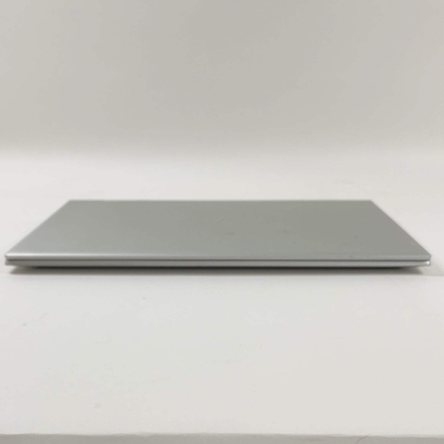 Broken HP Envy x360 15M-DR0011DX 15.6″ i5-8265U 1.6GHz 8GB RAM 256GB SSD READ
