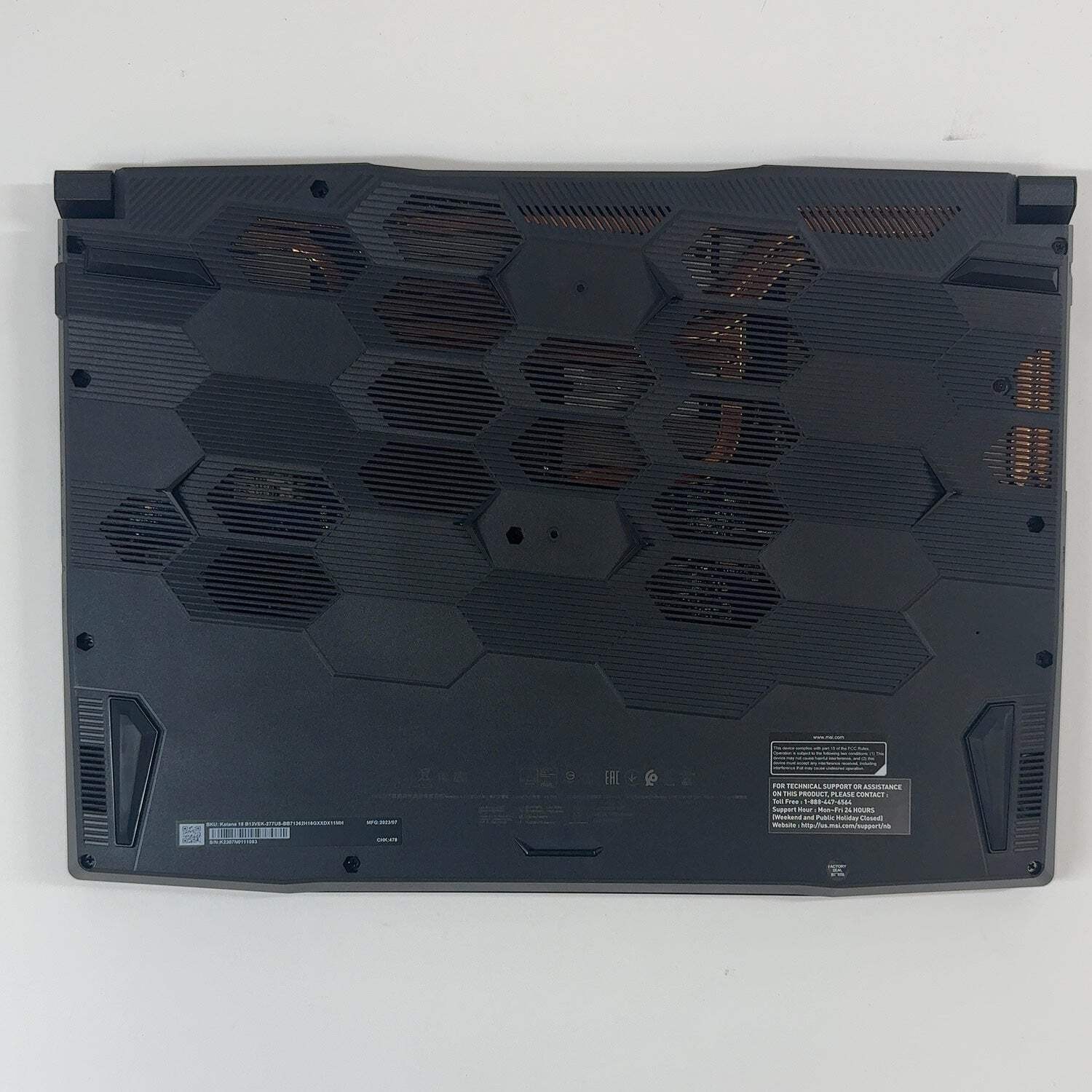 MSI Katana 15 B13VEK 15.6″ i7-13620H 2.4GHz 16GB RAM 1TB SSD GeForce RTX 4050