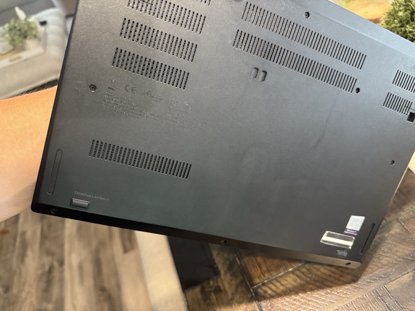 Lenovo ThinkPad L14 Gen 1 14″ FHD i5-10th 8GB 256GB SSD HDMI USB-C