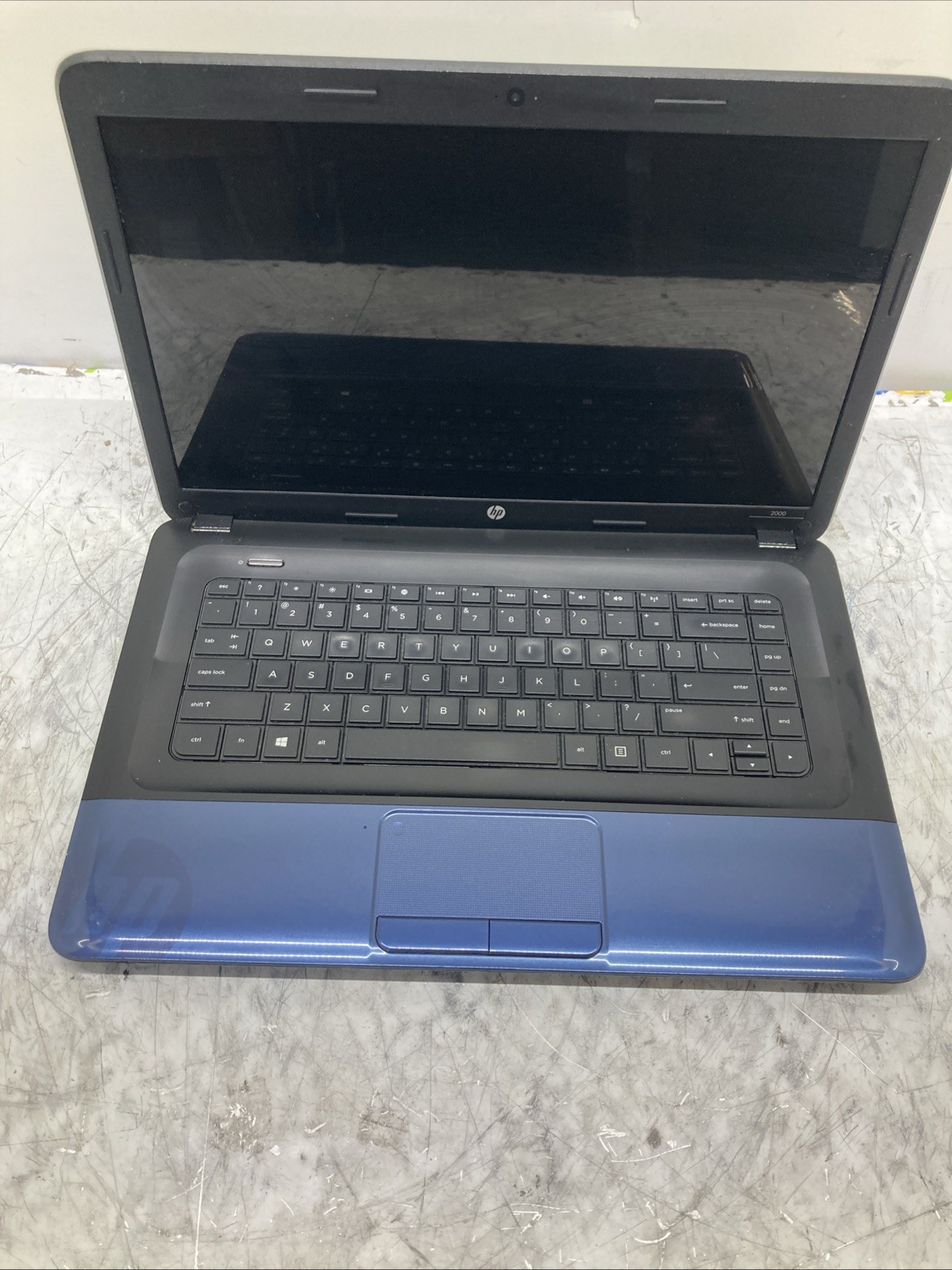 HP 2000 NOTEBOOK AMD E300 4GB 1.30GHz BOOTS TO BIOS