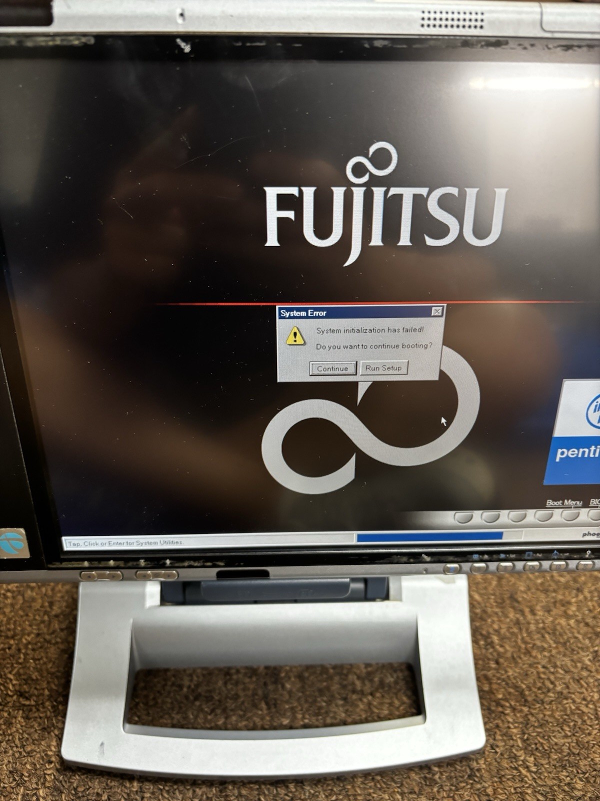 Fujitsu Stylistic ST Series ST5030D Tablet Windows XP Tablet Edition Laptop PC