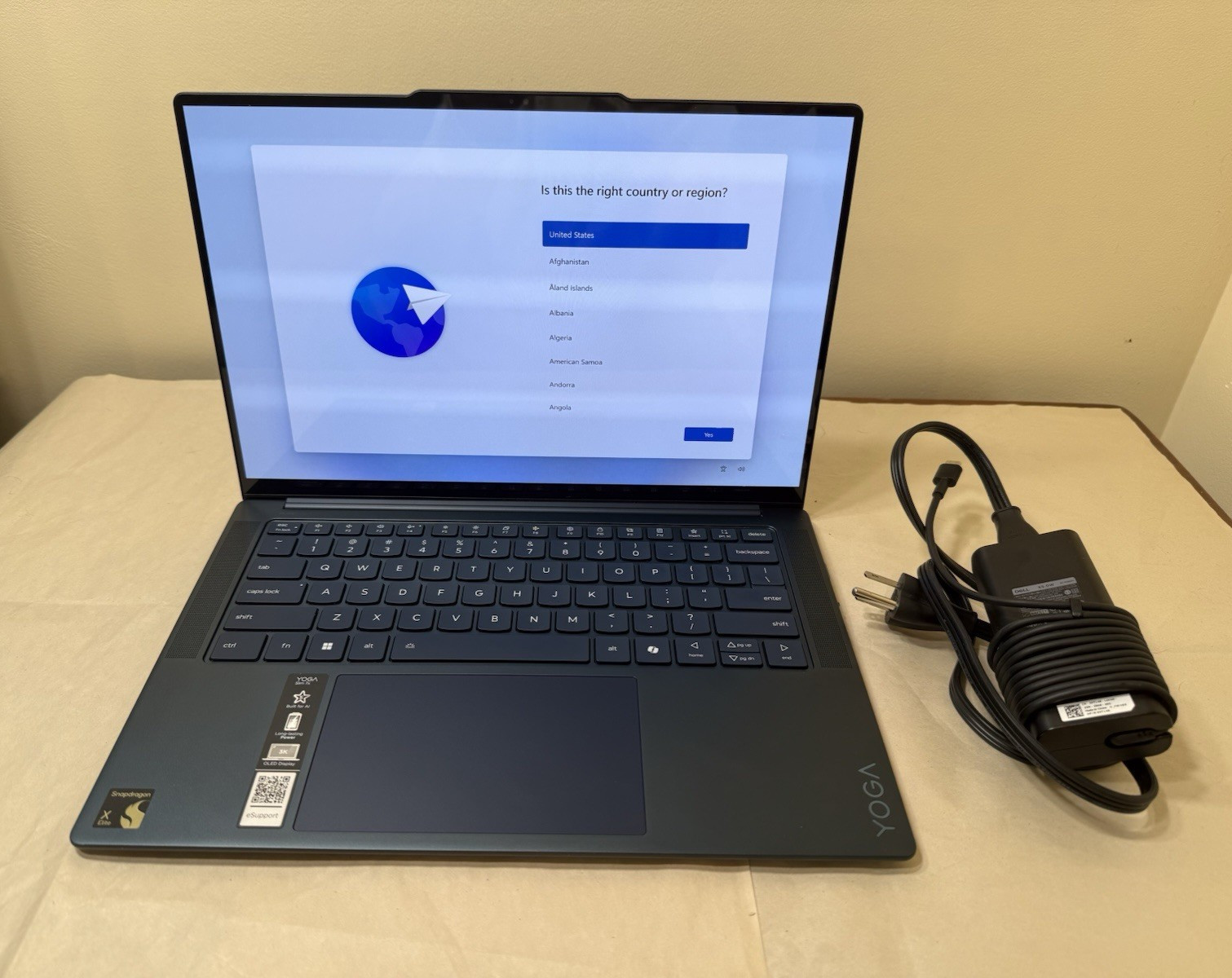 Lenovo Yoga Slim 7x Copilot+ 14.5″ 3K OLED Touch Snapdragon X1E78100 32GB 1TB