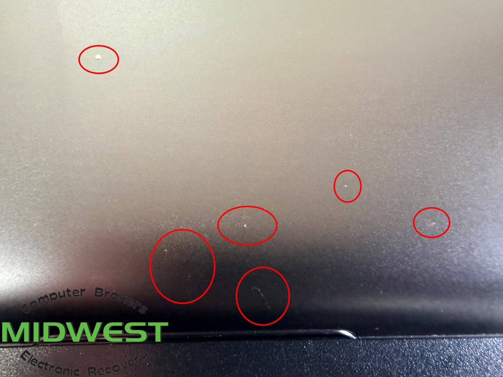 Asus ZenBook Q427F i7-10510U 1.80GHz 16GB 512GB SSD