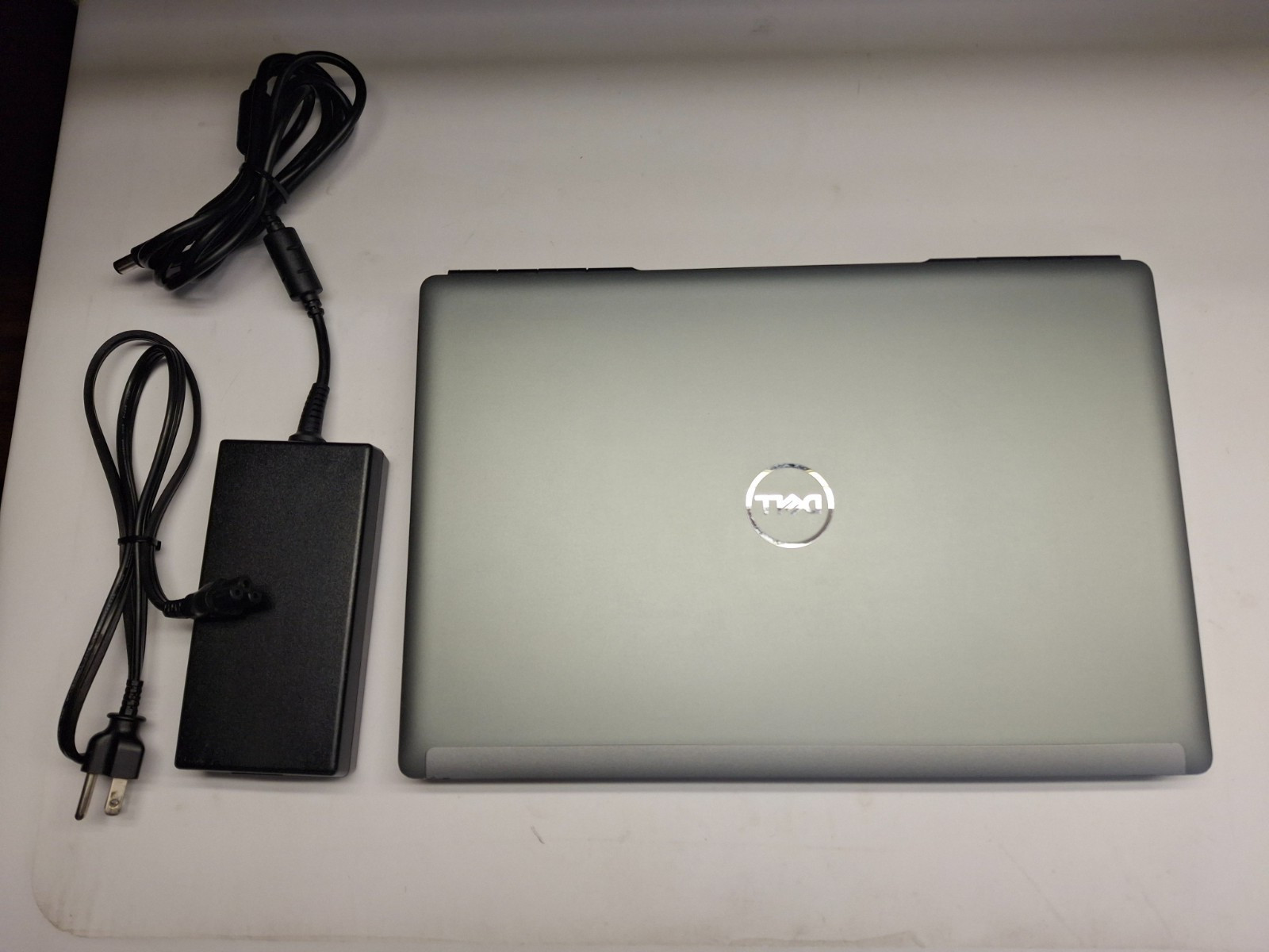 Dell Precision 7550 15.6″ UHD i9-10885H 2.4GHz 32GB 512GB RTX 3000 Win11 Pro