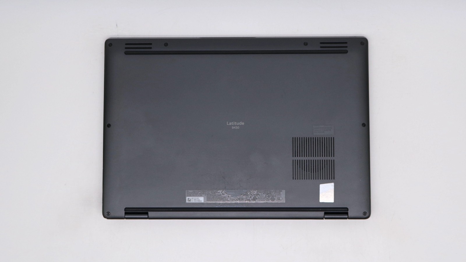 Dell Latitude 9430 14″ i7-1265u 32GB 1TB – Good