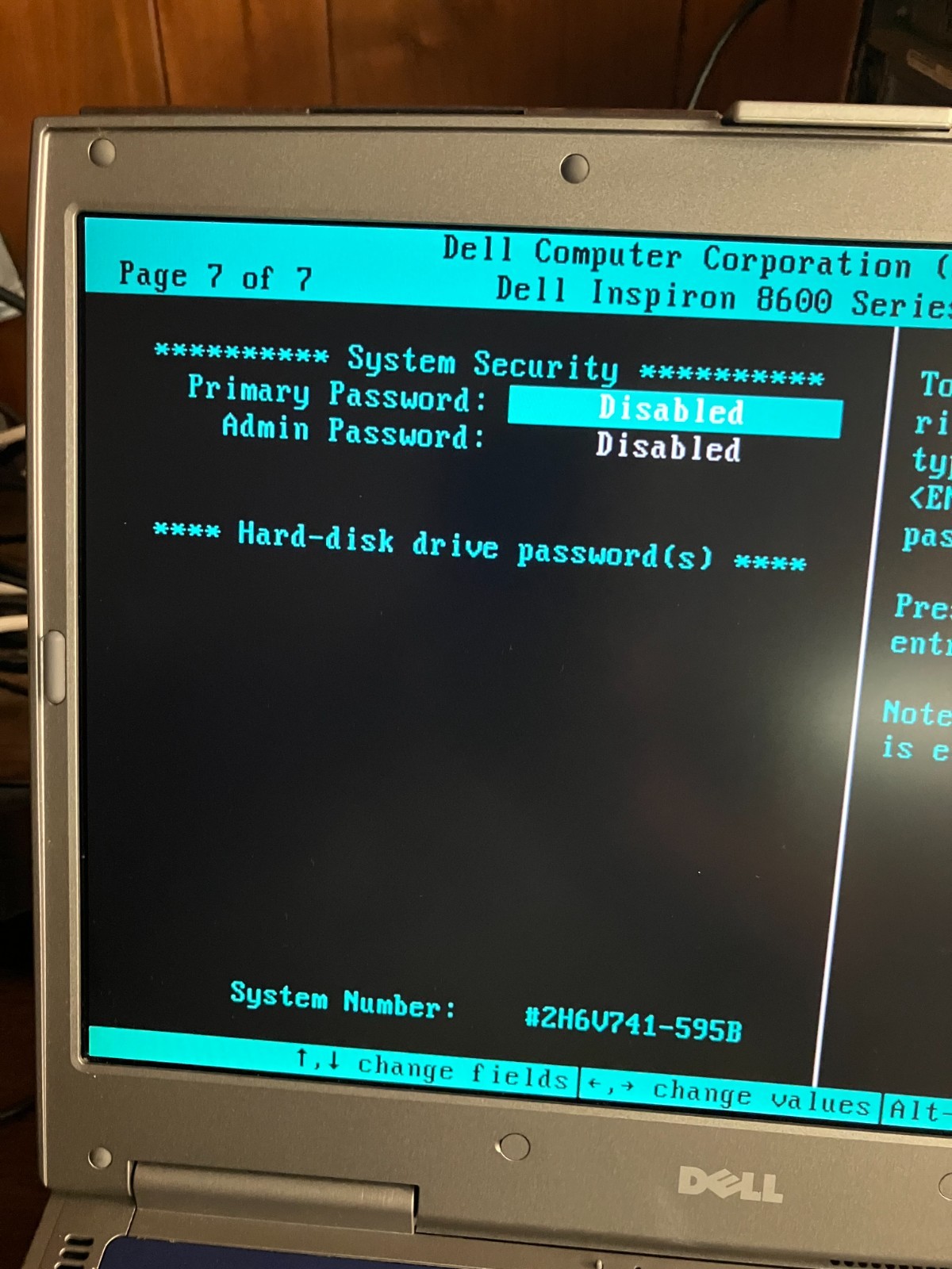 Dell Inspiron 8600 Intel Pentium M 1.40 ghz, 512 MB NO HDD FOR PARTS