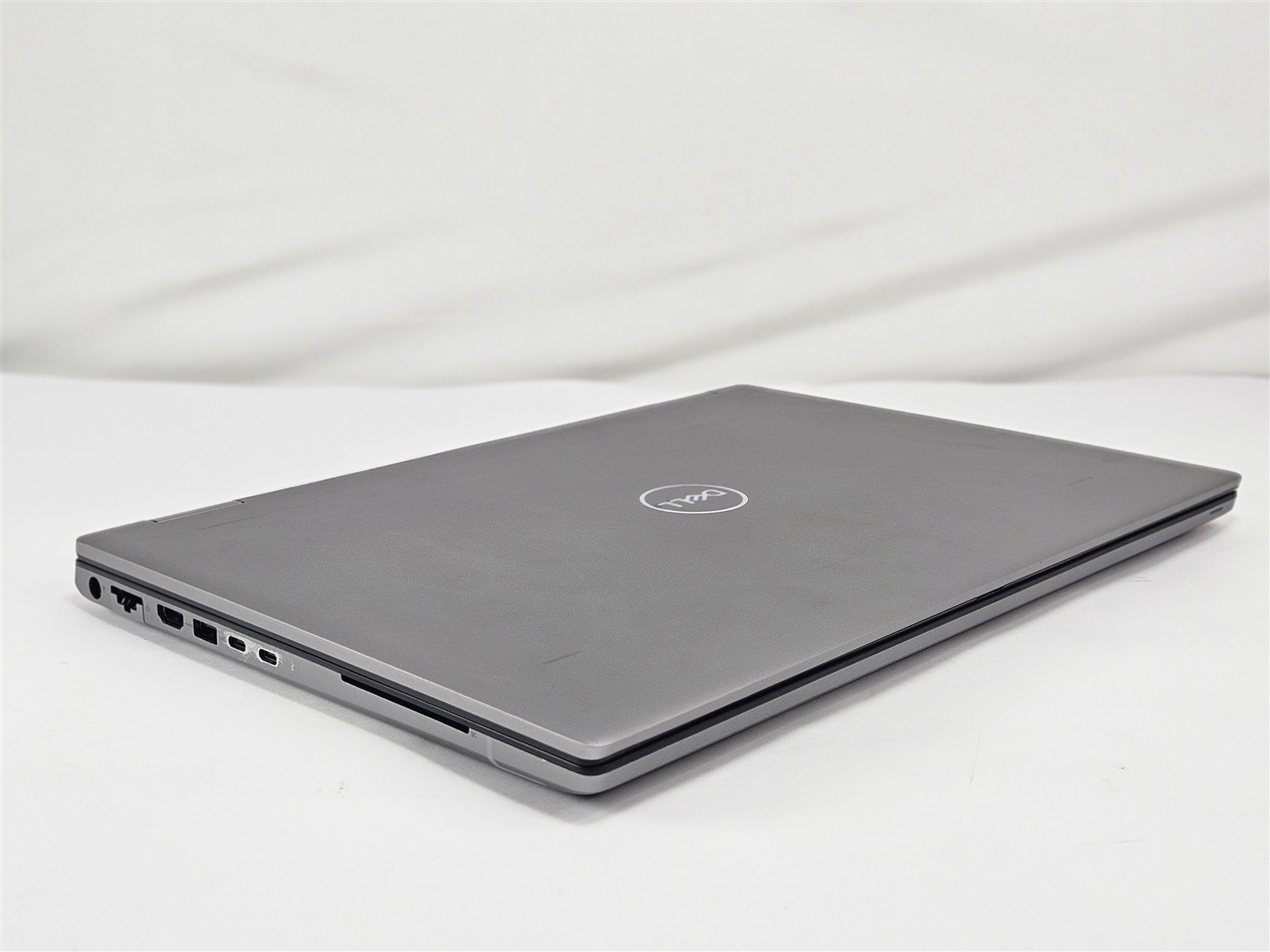 Dell Precision 7670 i9-12950HX 64GB RAM 2TB SSD NVIDIA RTX A2000 8GB