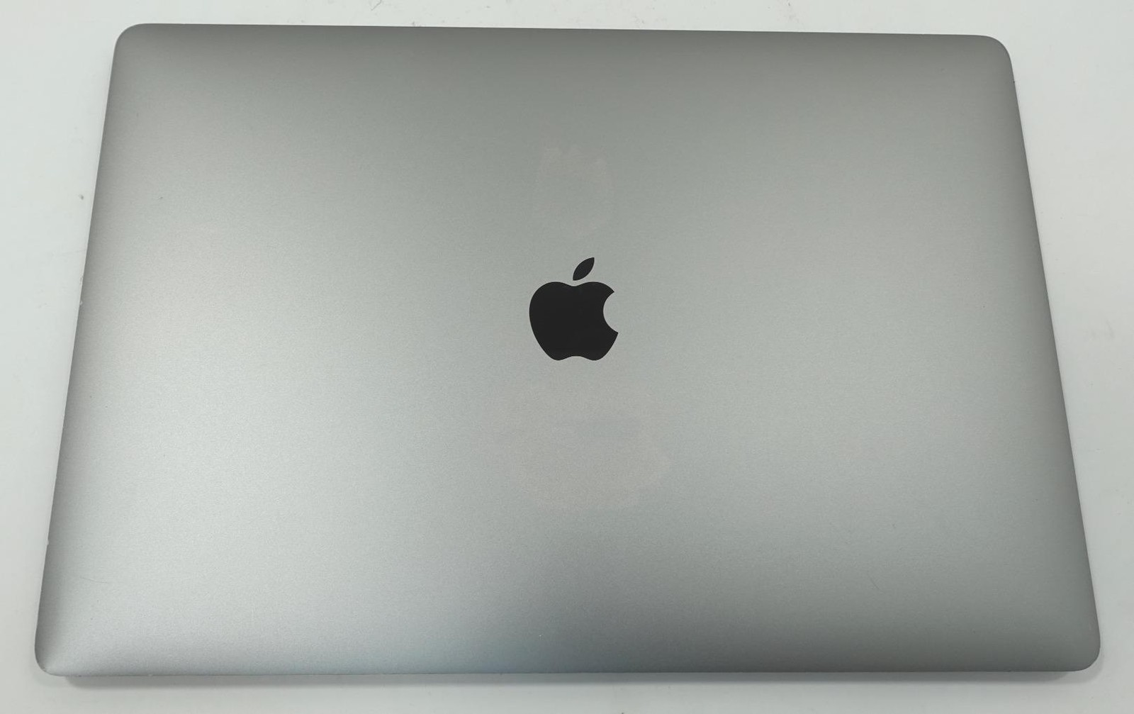 Apple MacBook Pro 2018 A1990 15.4″ Retina i7-8750H 32GB 256GB SSD Laptop