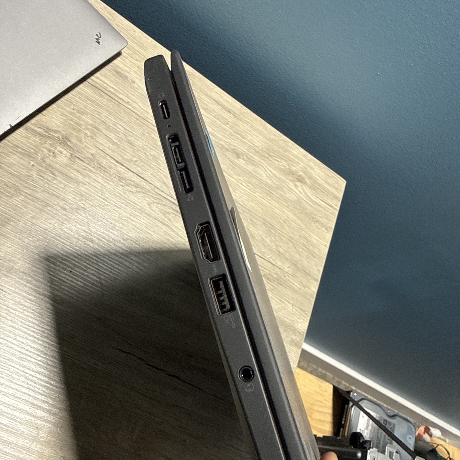 Lenovo ThinkPad T14s, AMD Ryzen 5 PRO 5650U @2.30Ghz, 8GB RAM, NO SSD NO OS