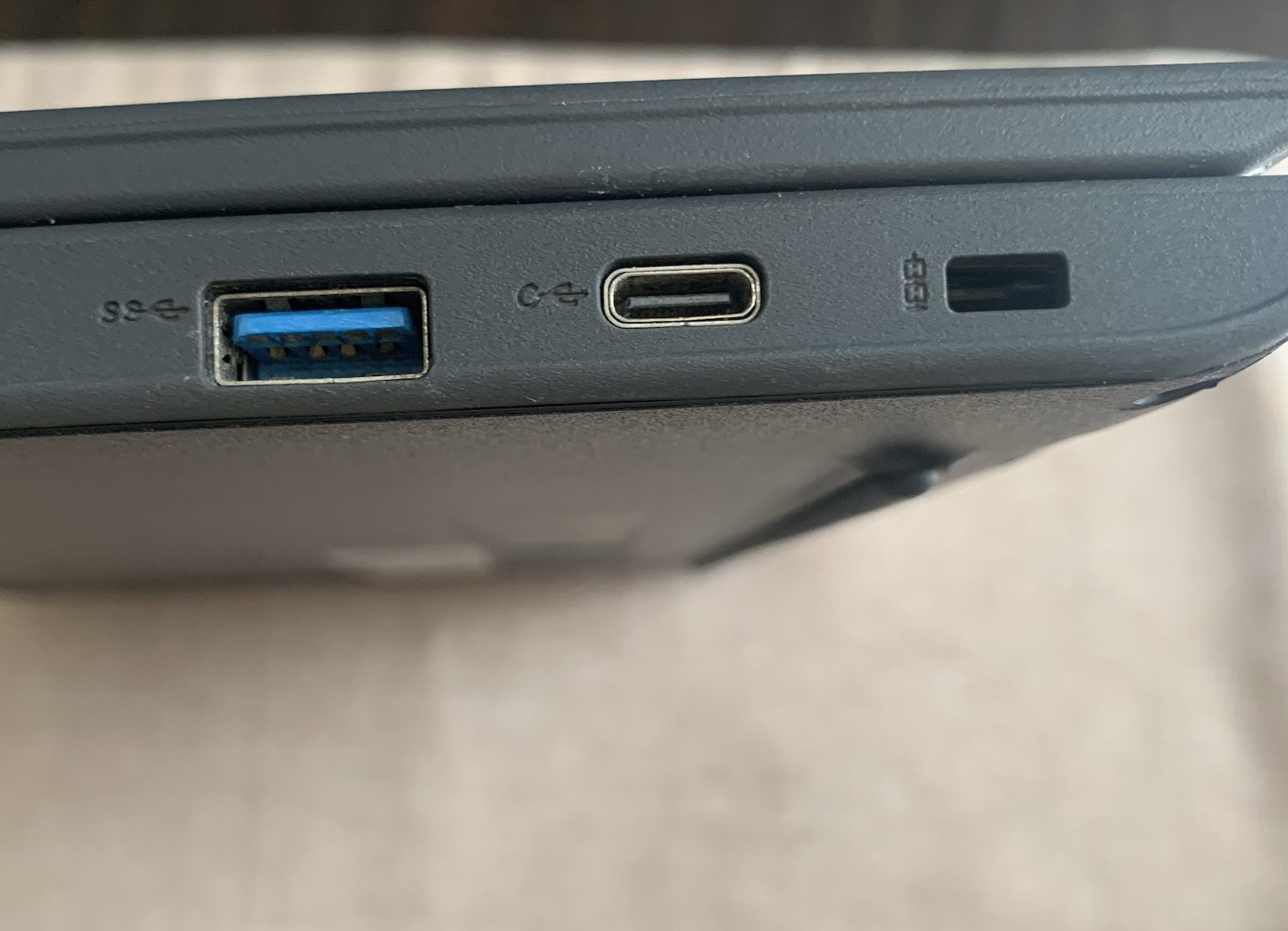 Laptop Lenovo 100e Gen 2 AST Chromebook 4GB 32GB WiFi Tested w/ Charger