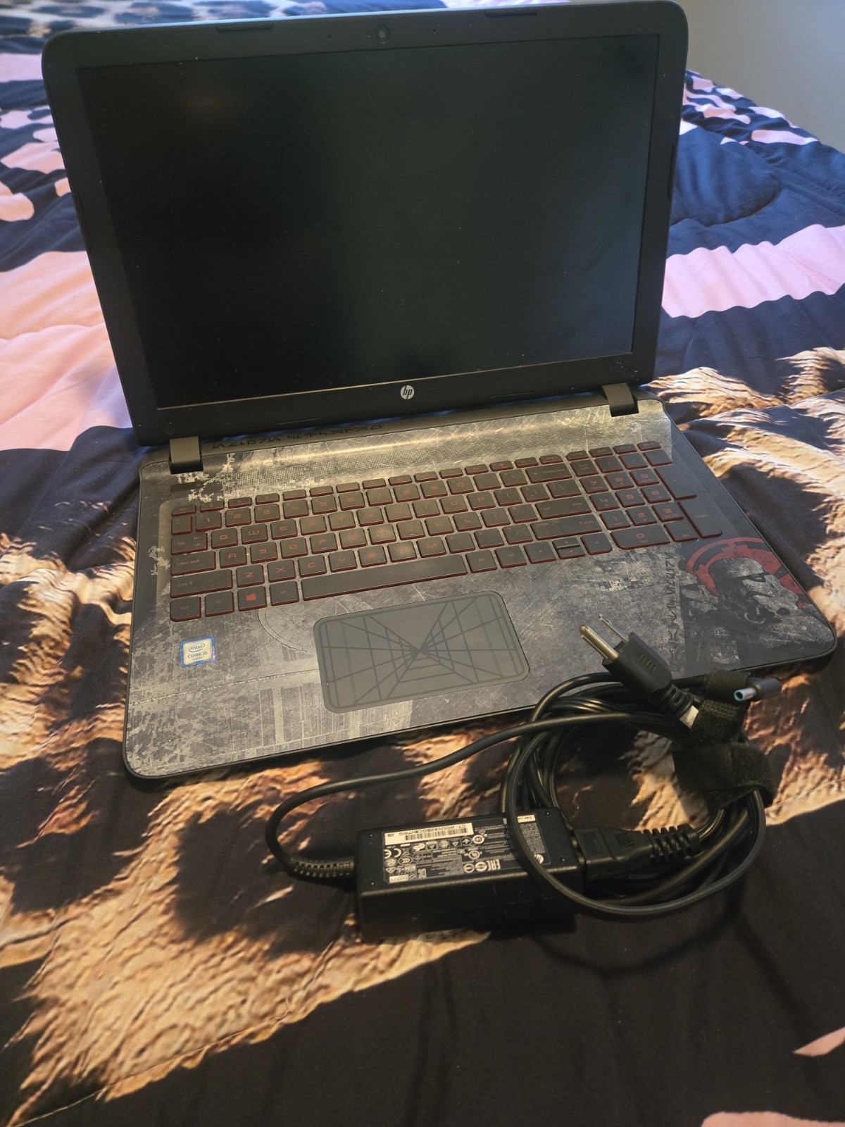 HP Pavilion Gaming 15.6″ i5 8GB 256GB SSD GTX 1050 Laptop + Charger