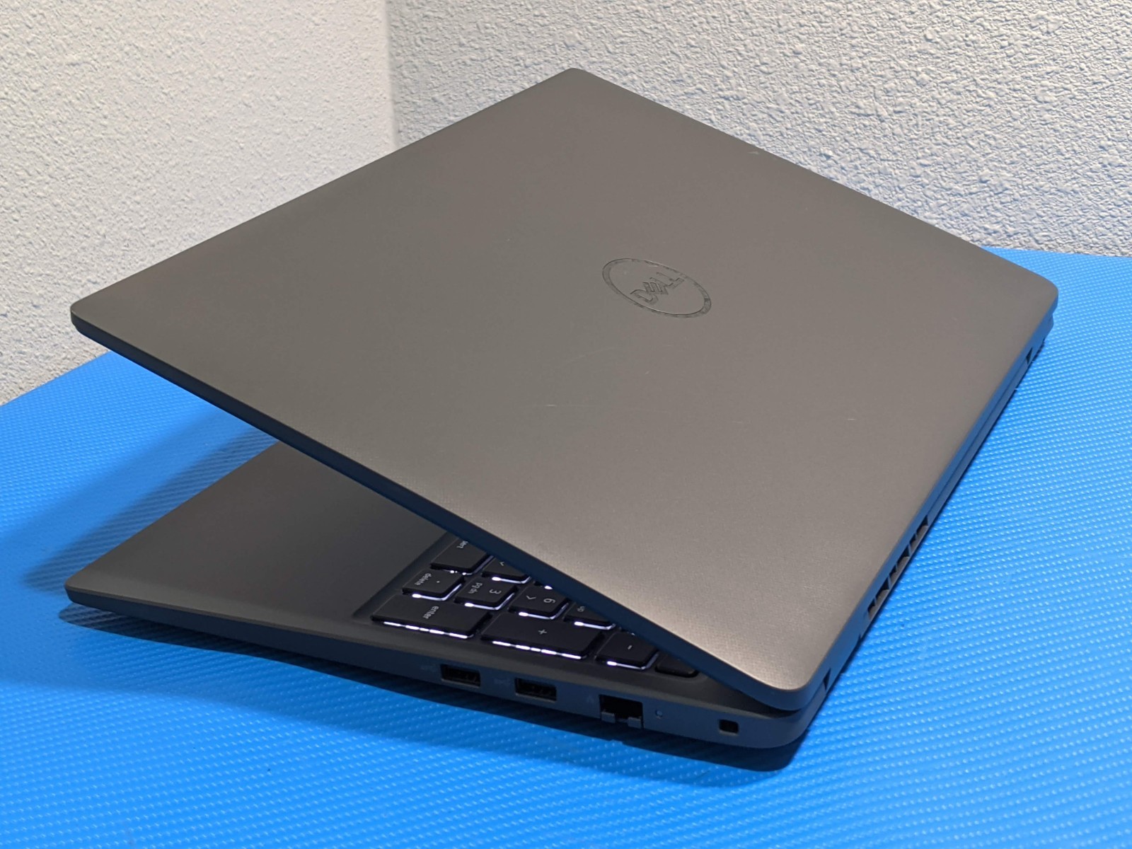 Dell Latitude 3540 15.6″ FHD i7-1355U 1.7GHz 8GB 256GB SSD WRNTY-11/2026 +PowrAd