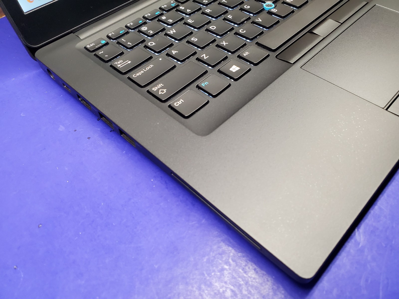 Dell Latitude 7490 Core i7-8650U@1.9GHz 16GBram 512ssd “Professionally Restored”
