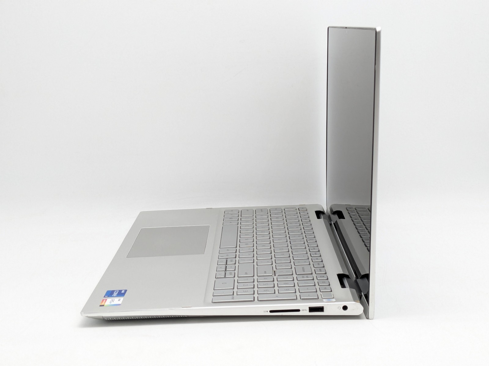 Dell Inspiron 7506 2-in-1 15.6″ i7-1165G7 16GB DDR4 512GB SSD Windows 11 Home