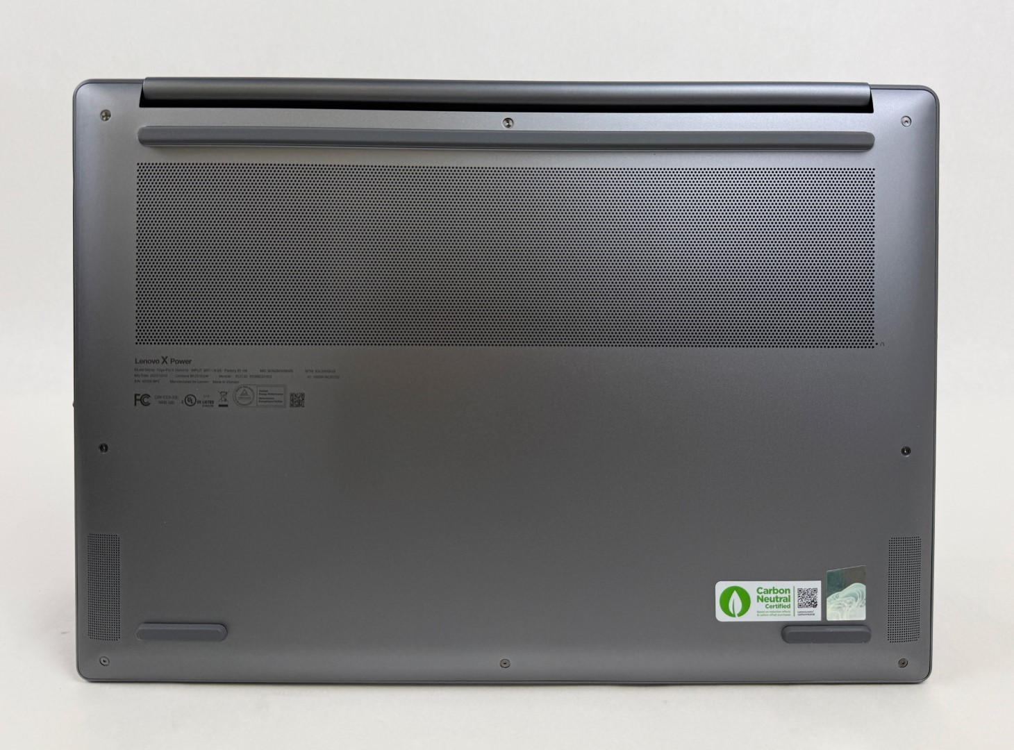 Lenovo Yoga Pro 9 16IAH10 16″ 2.8K OLED Touch Ultra 9 285H 32GB 1TB RTX 5050 W11