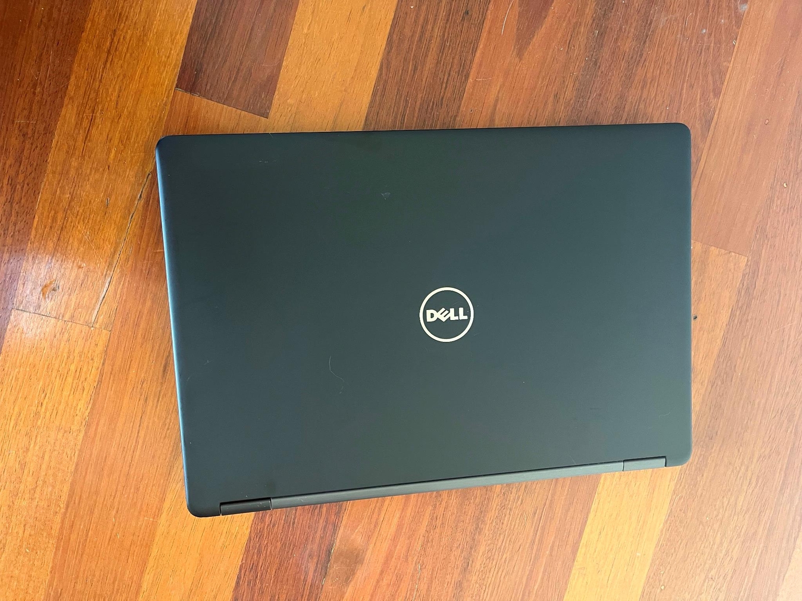 DELL LATITUDE 5480 14″ i5-7440HQ 2.80GHz 16GB RAM 512GB SSD WINDOWS 10 PRO