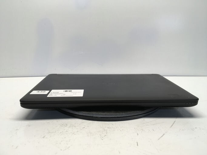Dell Precision 3510 Intel i7-6820HQ 8GB 256GB SSD Windows 11 AMD Radeon R9 M360
