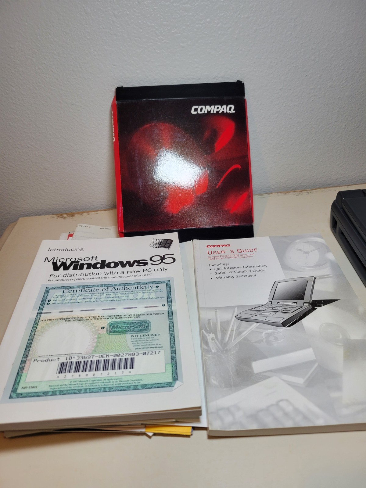 Vintage Compaq Presario 1622 Pentium W Restore CD Manual Microsoft 95 Excellent