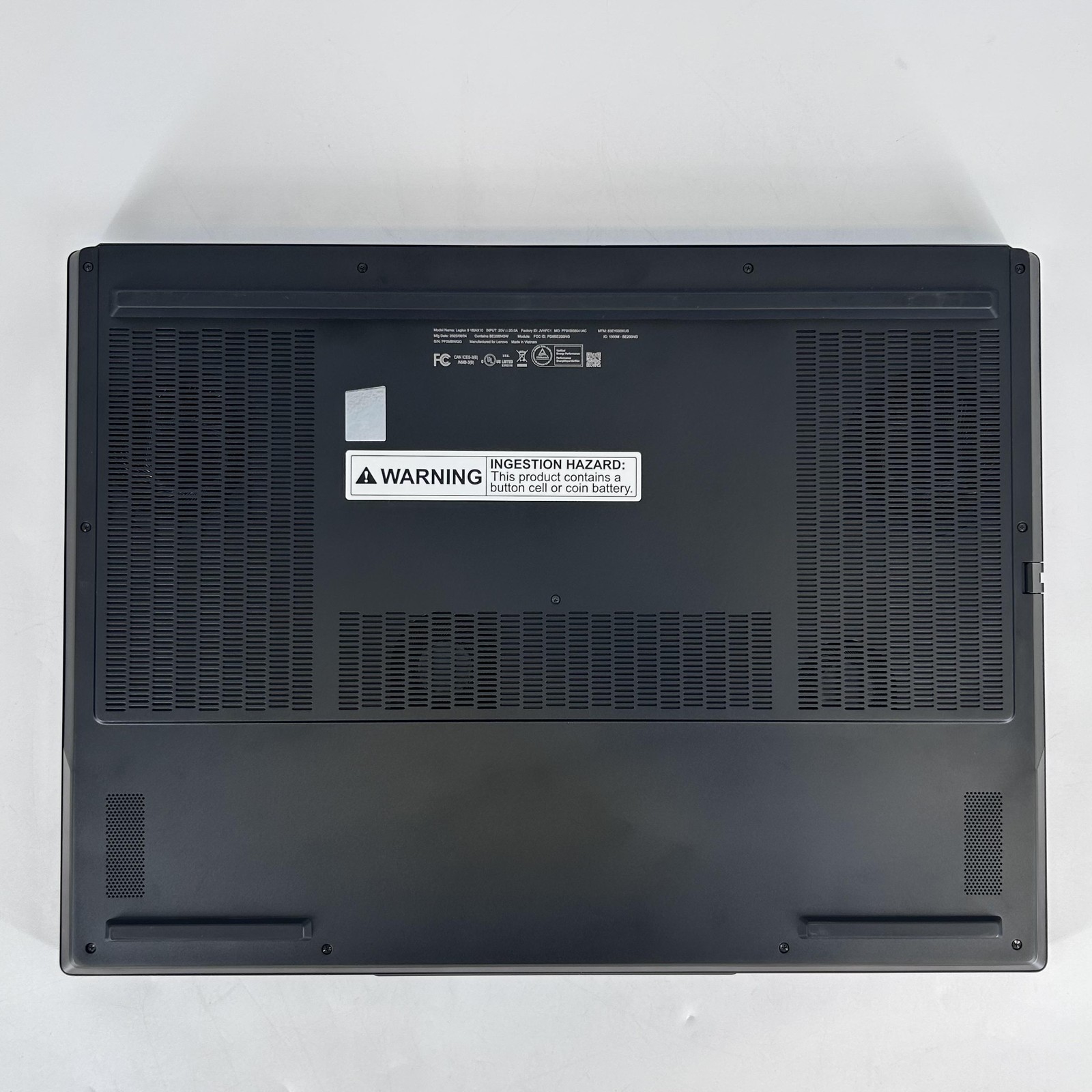 Lenovo Legion 9i Gen 10 18 UHD+ 2.7 GHz Ultra 9 275HX 64GB 2TB SSD RTX 5090 Good